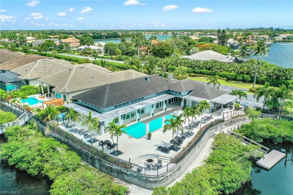 17282 Hidden Estates Cir, Fort Myers, FL 33908-38
