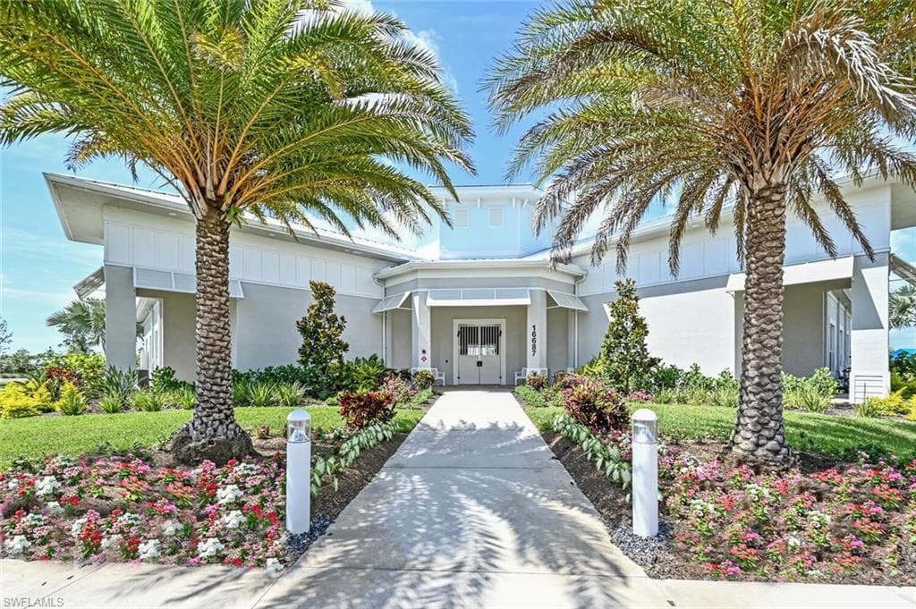 28268 Seasons Tide Ave, Bonita Springs, FL 34135-37