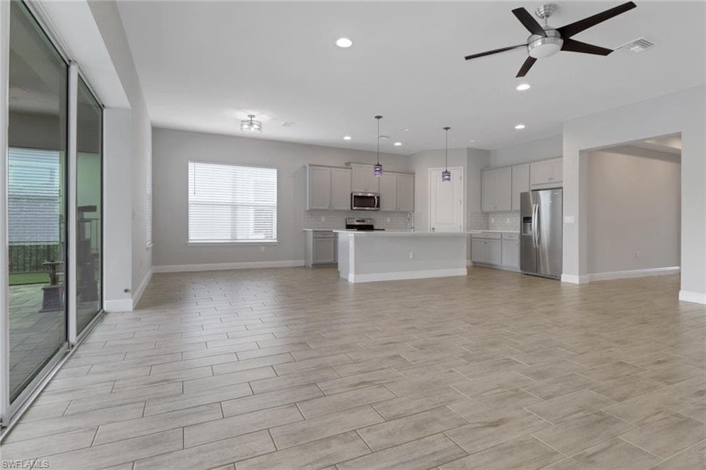 3307 Pilot Cir, Naples, FL 34120-10