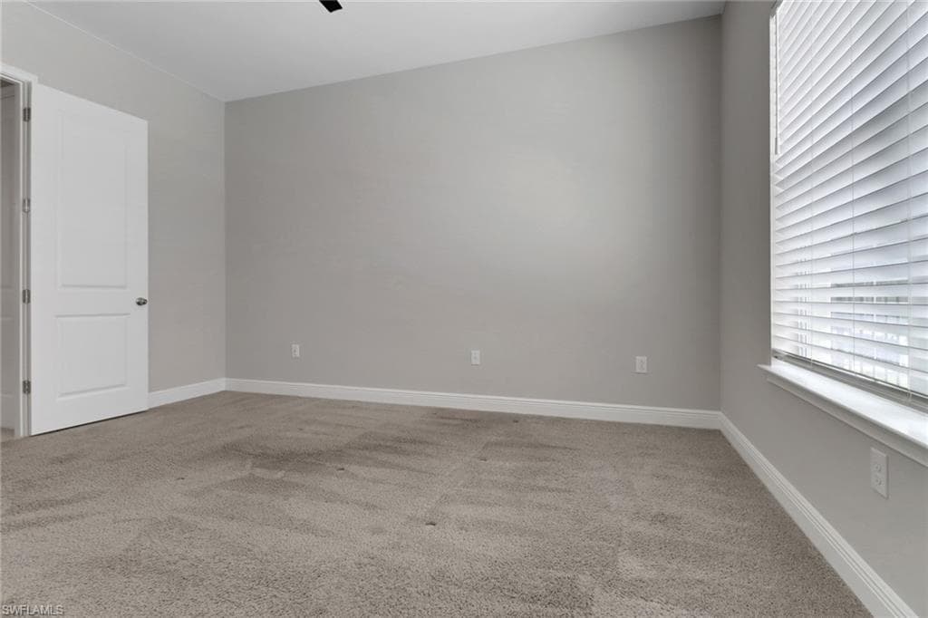 3307 Pilot Cir, Naples, FL 34120-12