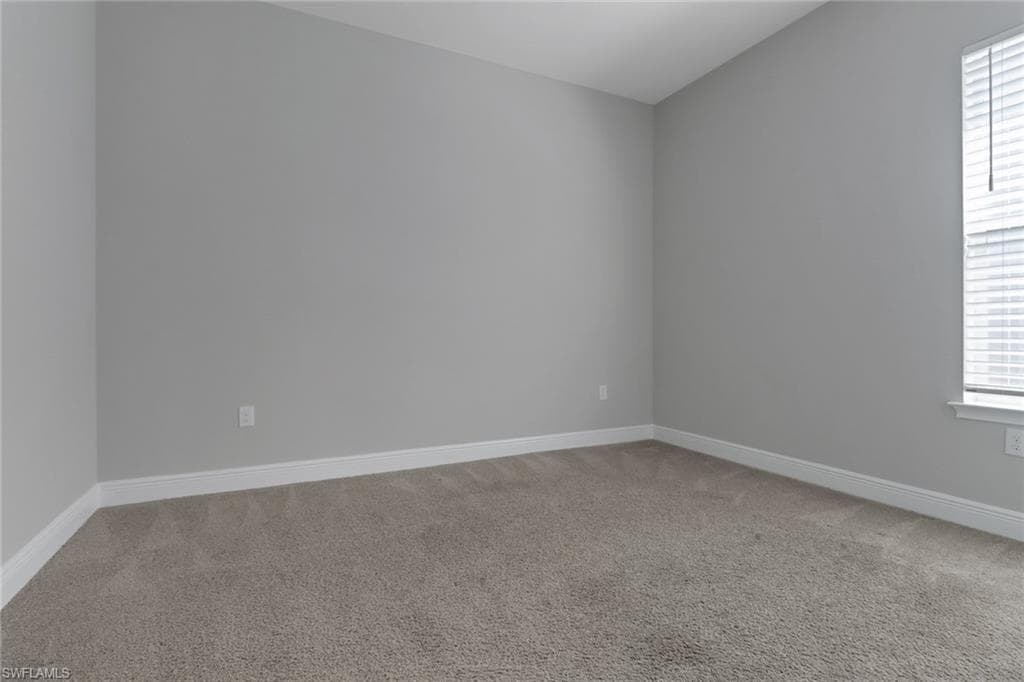 3307 Pilot Cir, Naples, FL 34120-17