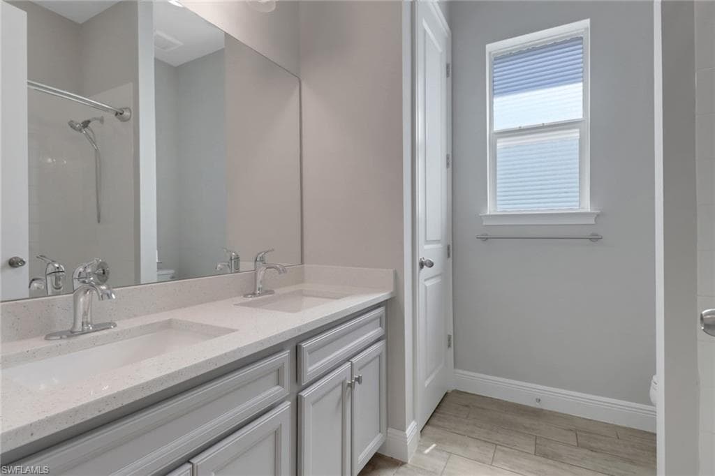 3307 Pilot Cir, Naples, FL 34120-18