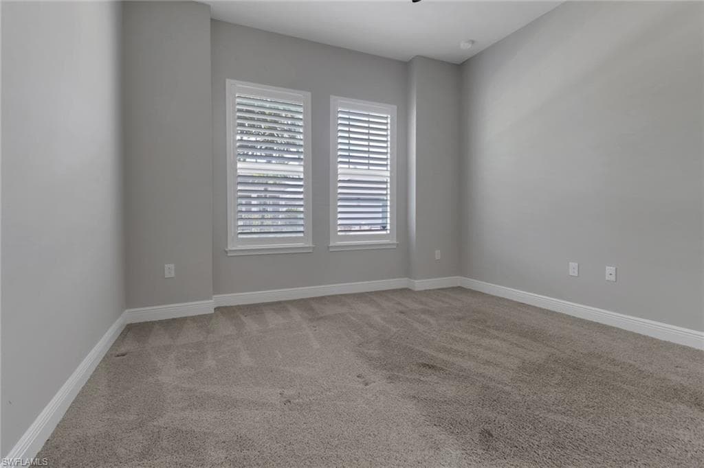 3307 Pilot Cir, Naples, FL 34120-19