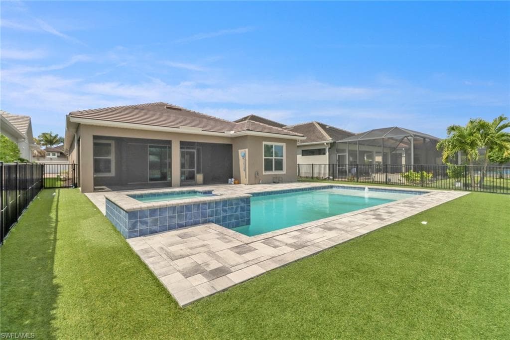 3307 Pilot Cir, Naples, FL 34120-26