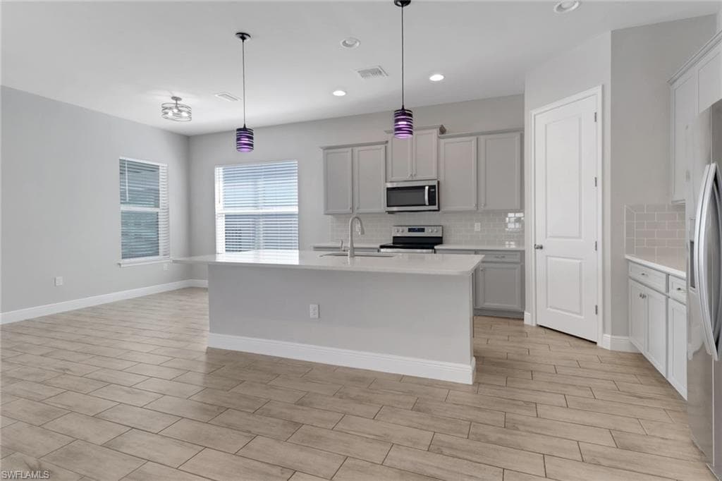 3307 Pilot Cir, Naples, FL 34120-4