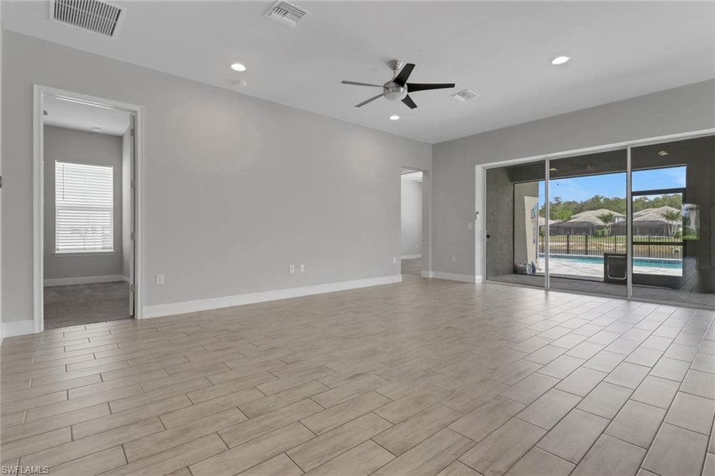 3307 Pilot Cir, Naples, FL 34120-8