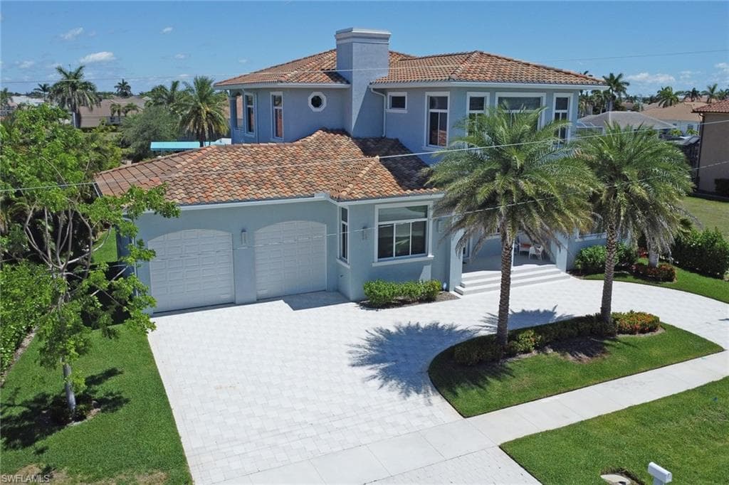 1070 Dana Ct, Marco Island, FL 34145-2