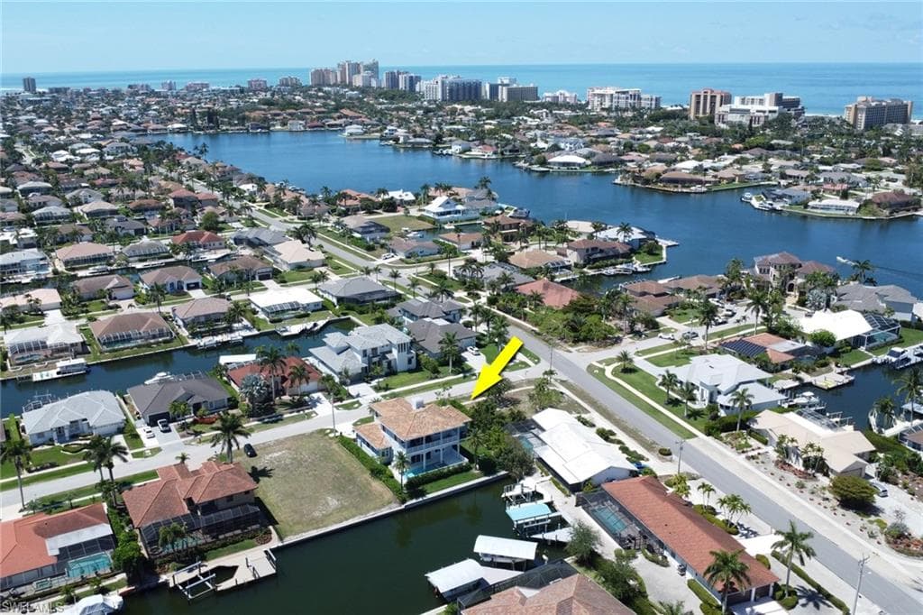 1070 Dana Ct, Marco Island, FL 34145-36