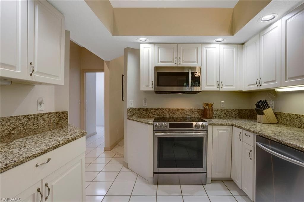 15206 Storrington Pl K100, Naples, FL 34110-12