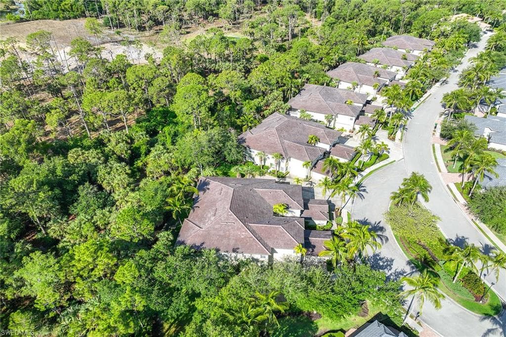 1786 Tarpon Bay Dr S 102, Naples, FL 34119-22