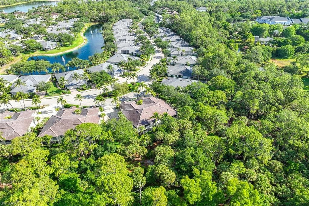 1786 Tarpon Bay Dr S 102, Naples, FL 34119-25