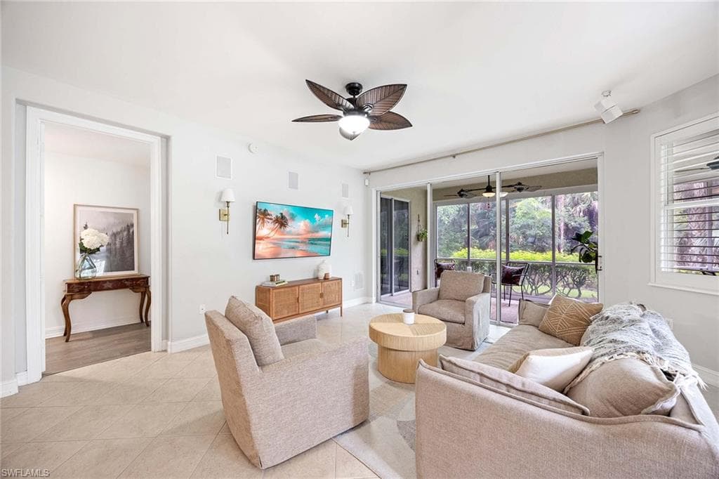 1786 Tarpon Bay Dr S 102, Naples, FL 34119-4