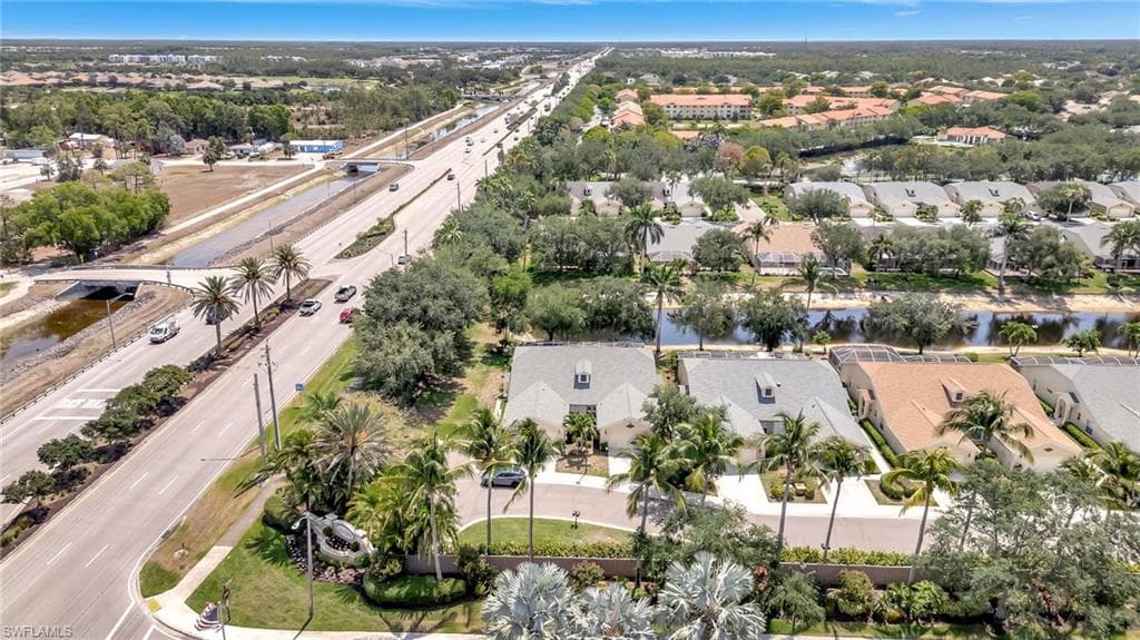 8012 Sivon Way 902, Naples, FL 34119-30