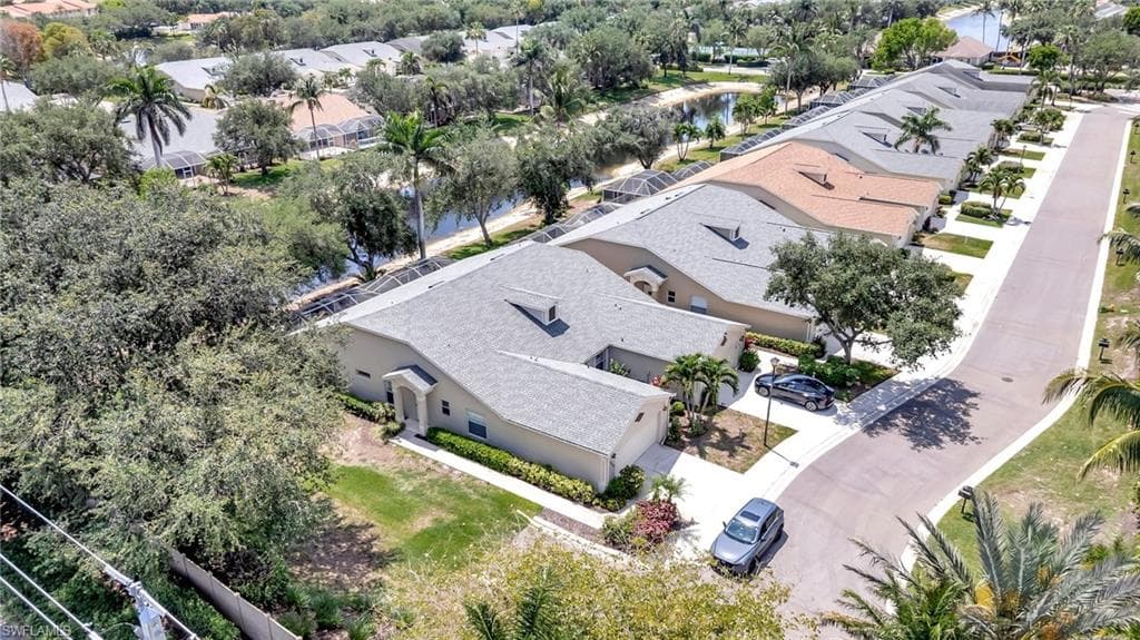 8012 Sivon Way 902, Naples, FL 34119-34