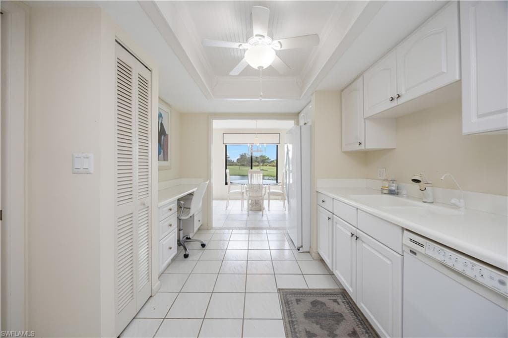 622 Wildwood Ln, Naples, FL 34105-9
