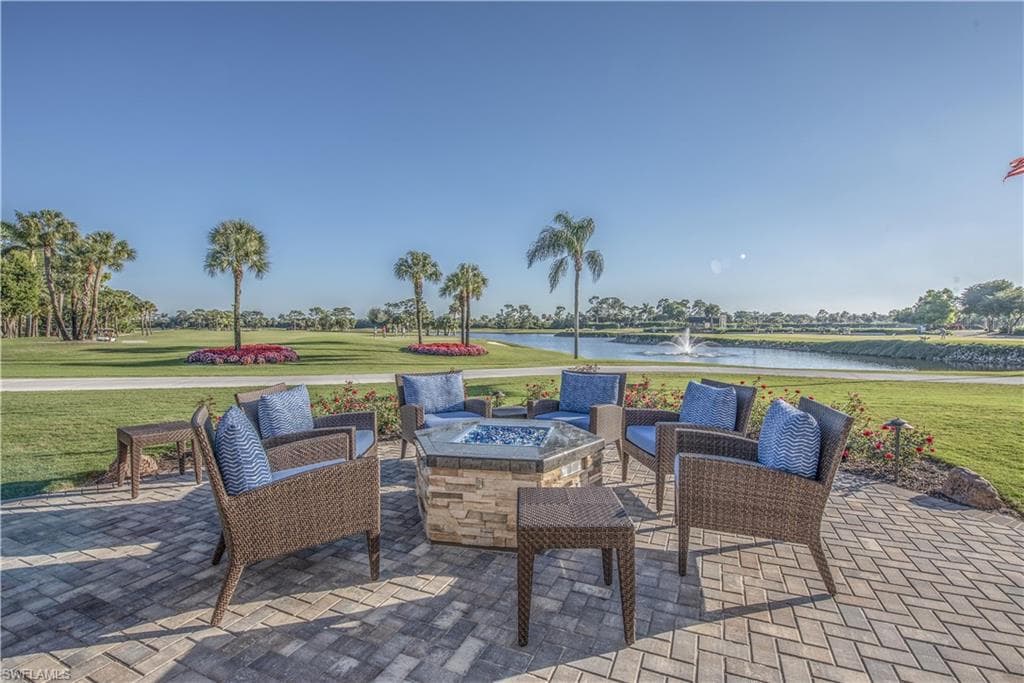 622 Wildwood Ln, Naples, FL 34105-33