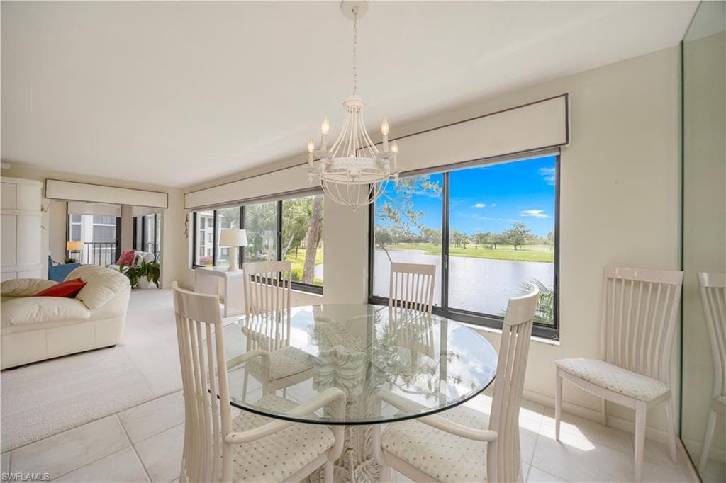 622 Wildwood Ln, Naples, FL 34105-6