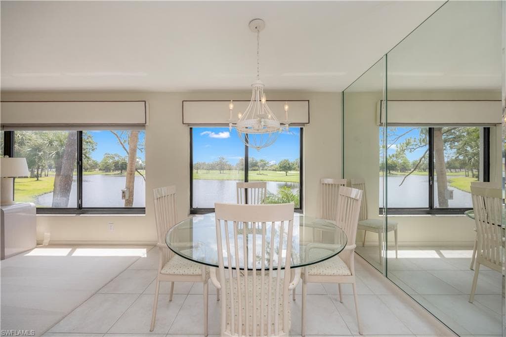 622 Wildwood Ln, Naples, FL 34105-7