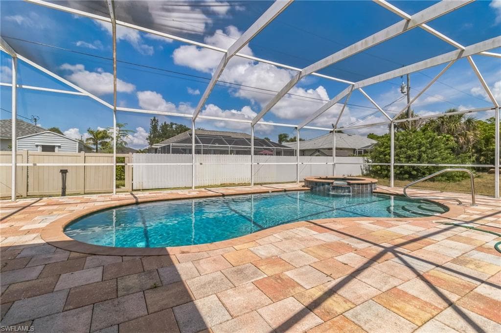 1316 8th Ct, Cape Coral, FL 33991-21