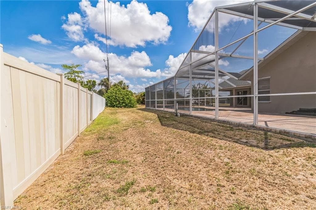 1316 8th Ct, Cape Coral, FL 33991-23