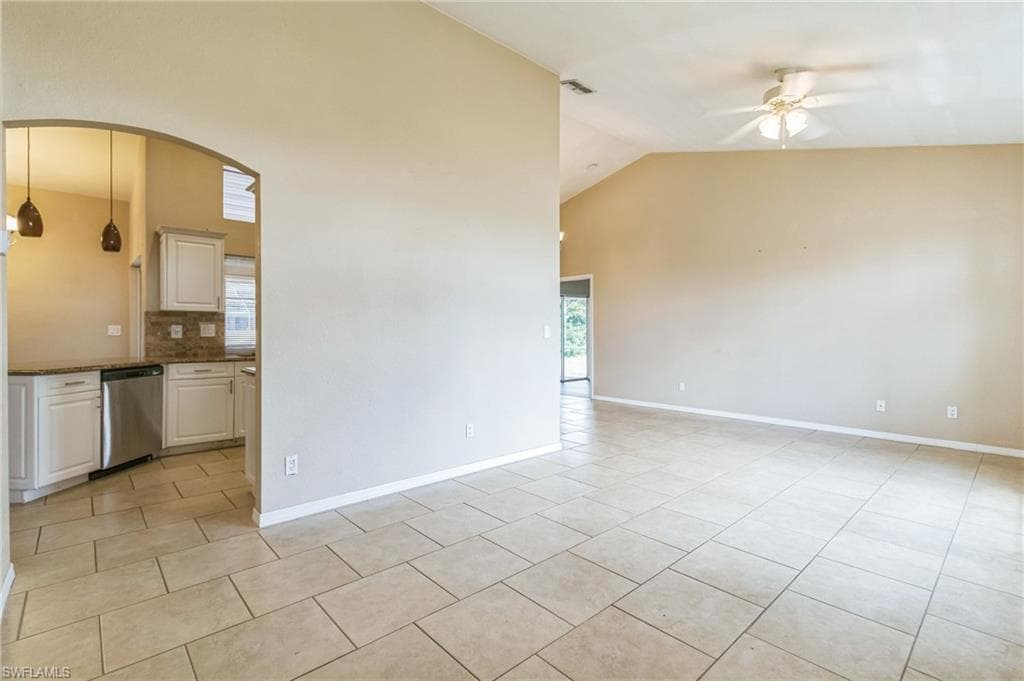 1316 8th Ct, Cape Coral, FL 33991-5