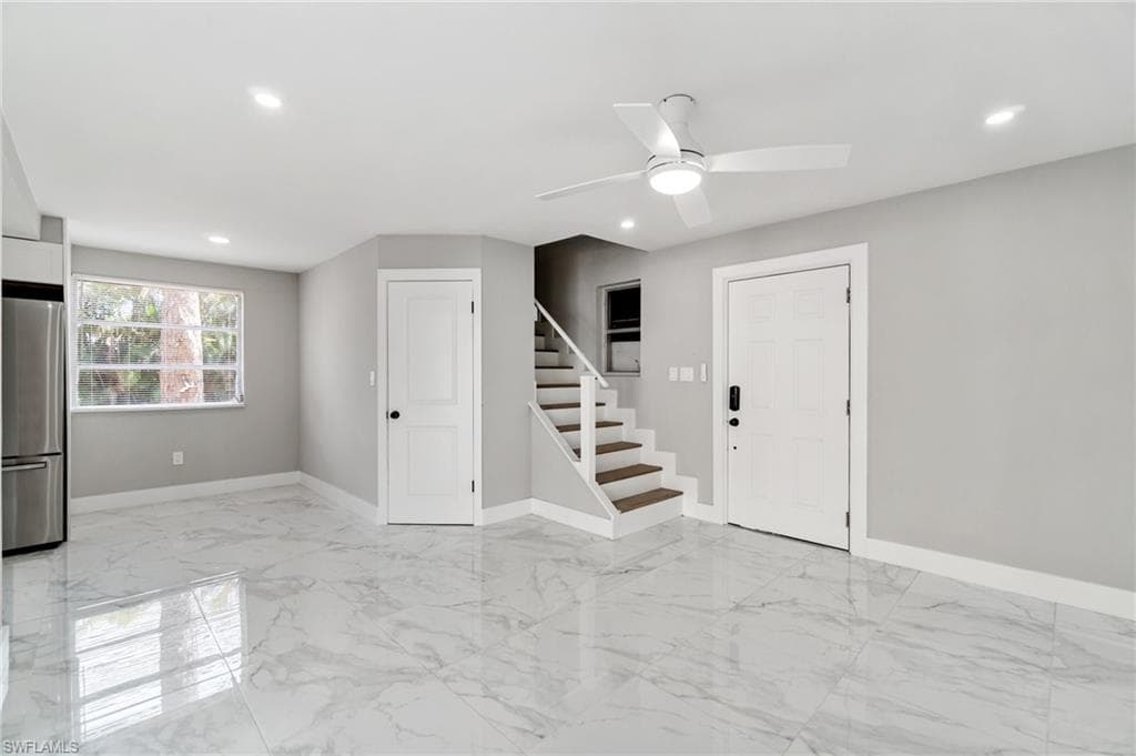 9025 Somerset Ln, Bonita Springs, FL 34135-19