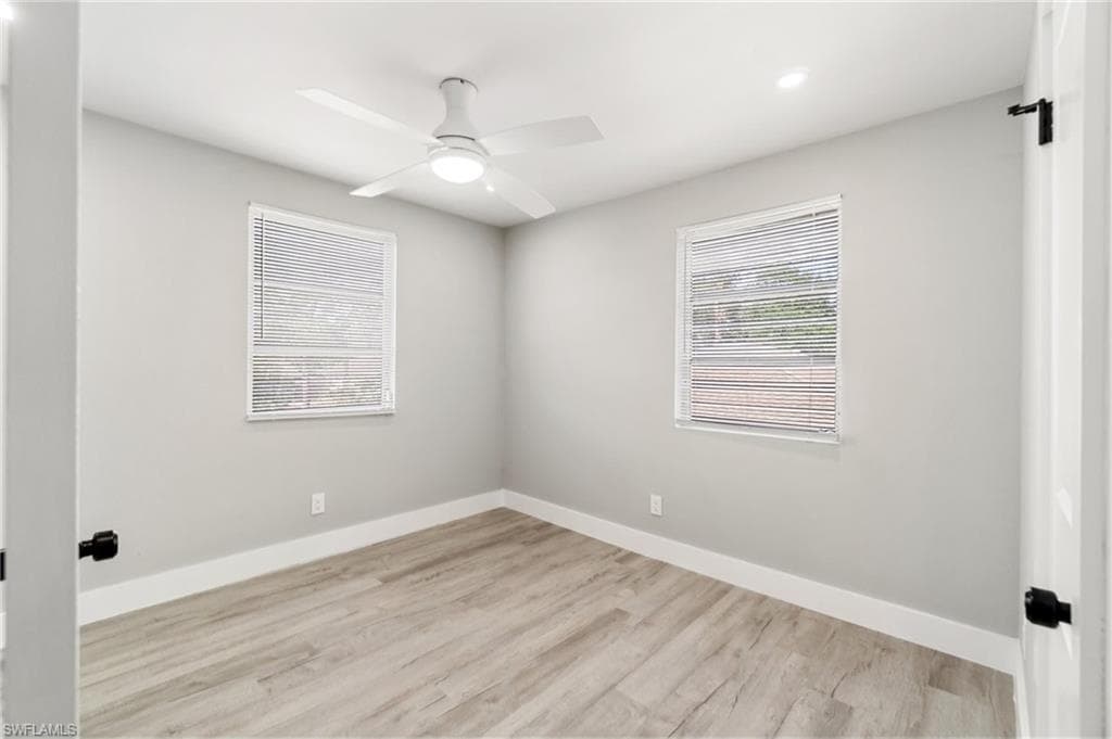 9025 Somerset Ln, Bonita Springs, FL 34135-27