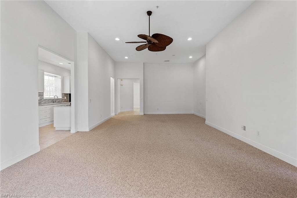 3950 Deer Crossing Ct 204, Naples, FL 34114-10
