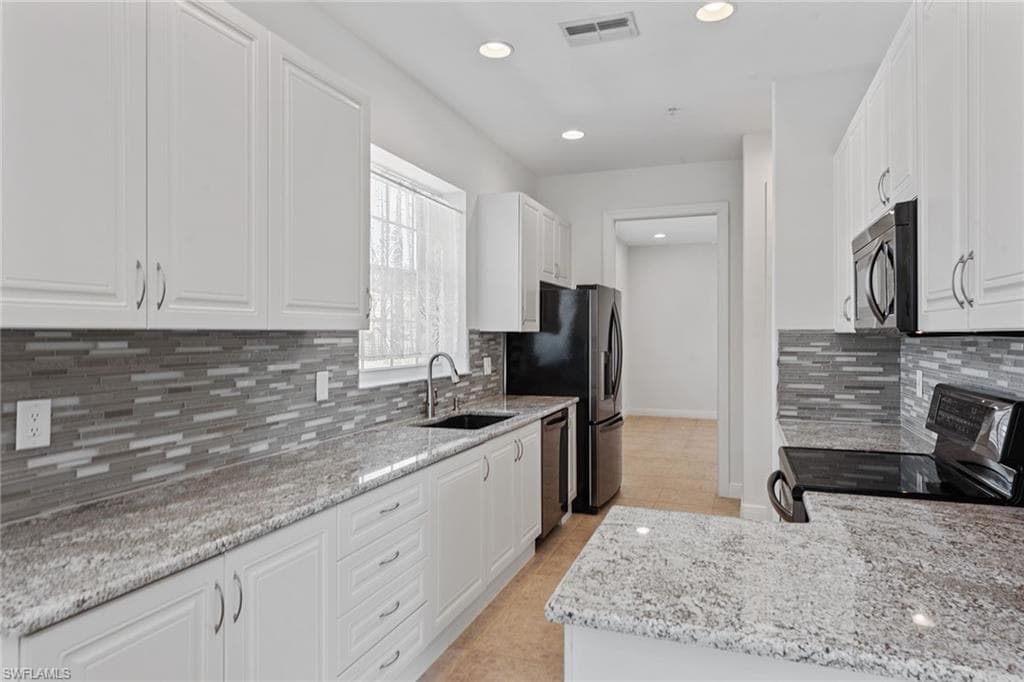 3950 Deer Crossing Ct 204, Naples, FL 34114-11