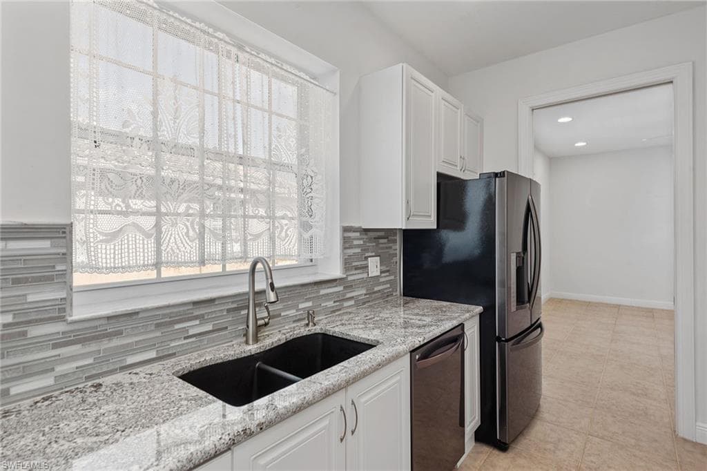 3950 Deer Crossing Ct 204, Naples, FL 34114-12