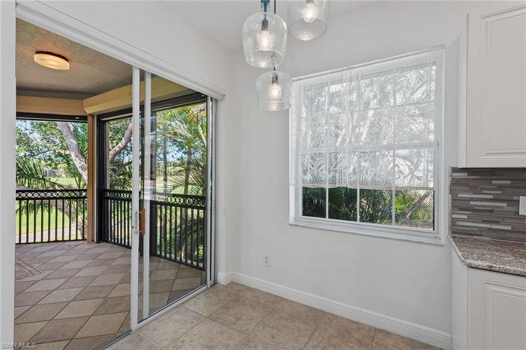 3950 Deer Crossing Ct 204, Naples, FL 34114-14