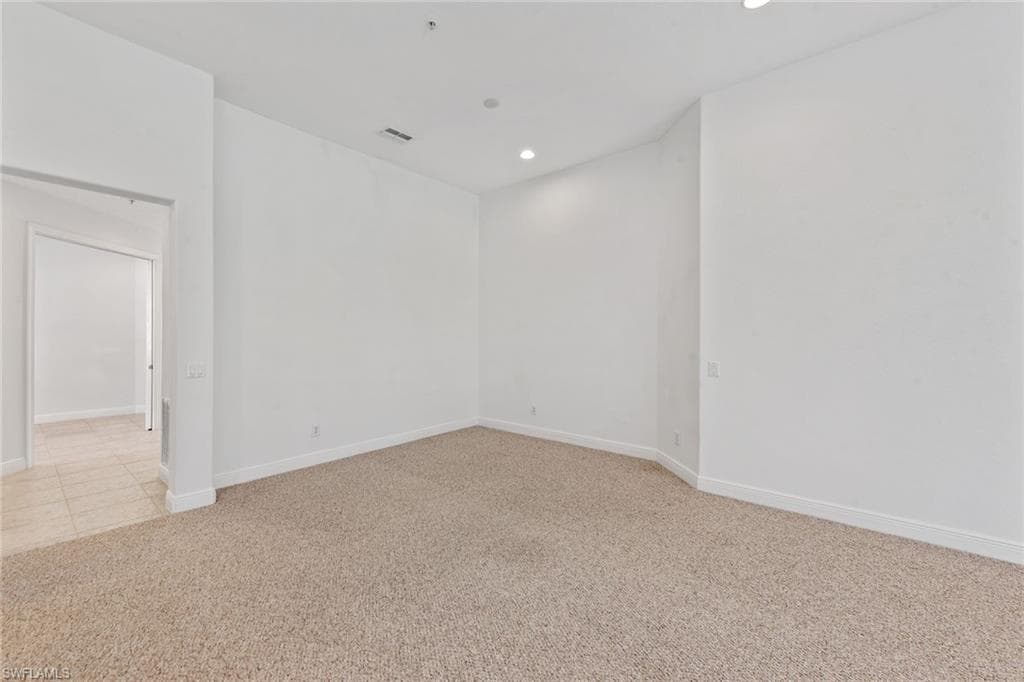 3950 Deer Crossing Ct 204, Naples, FL 34114-24