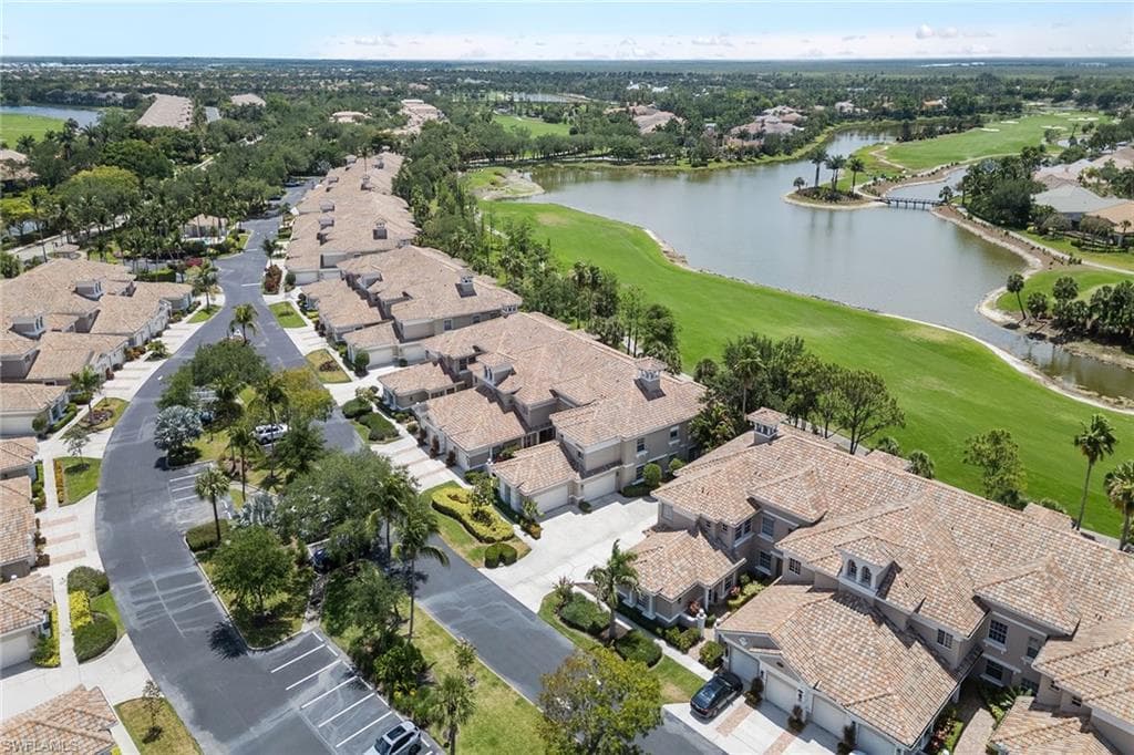 3950 Deer Crossing Ct 204, Naples, FL 34114-35