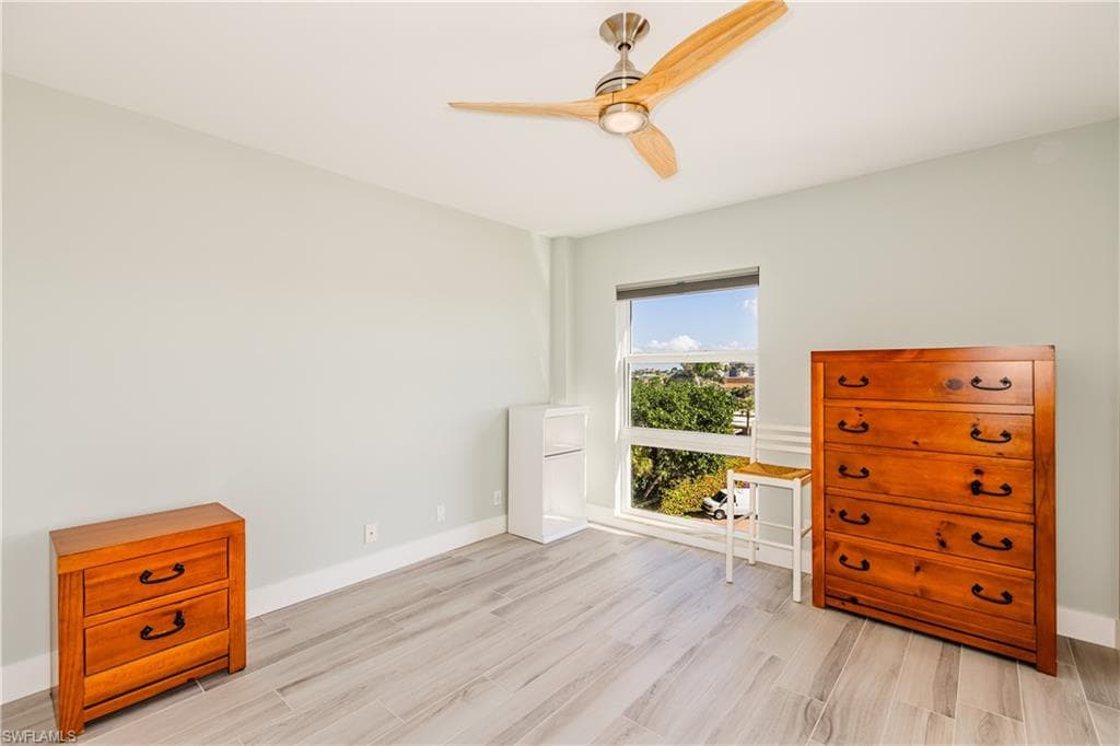 500 Saturn Ct 48, Marco Island, FL 34145-10