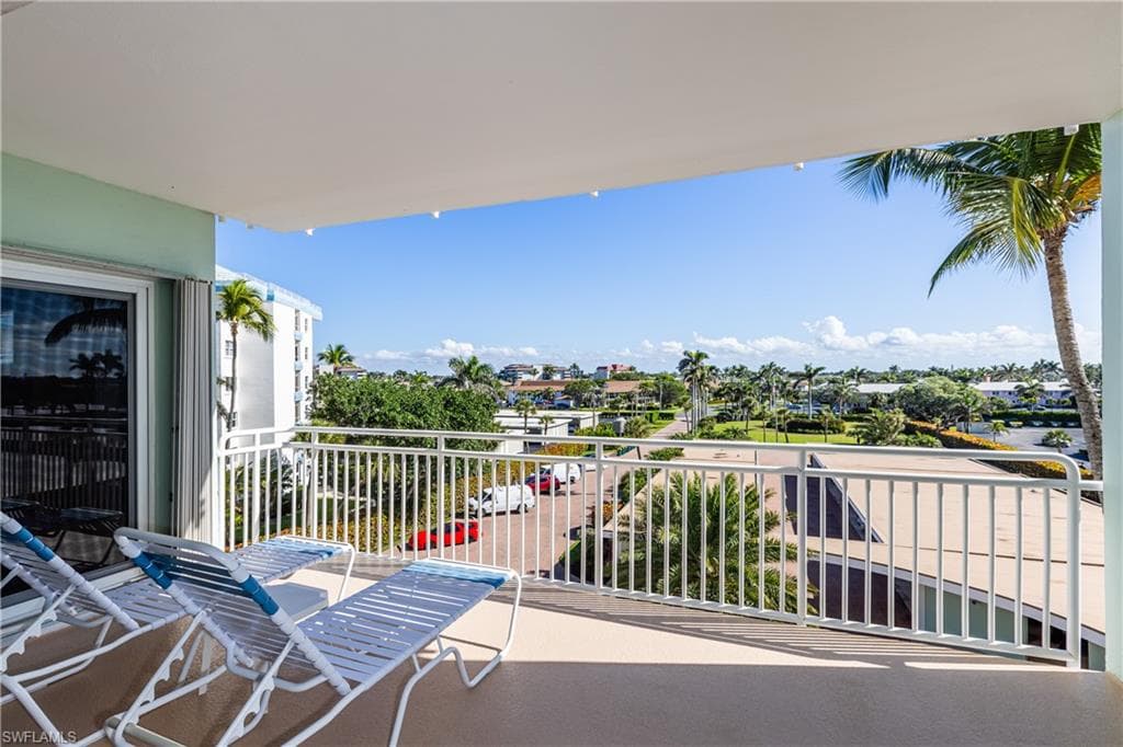 500 Saturn Ct 48, Marco Island, FL 34145-2
