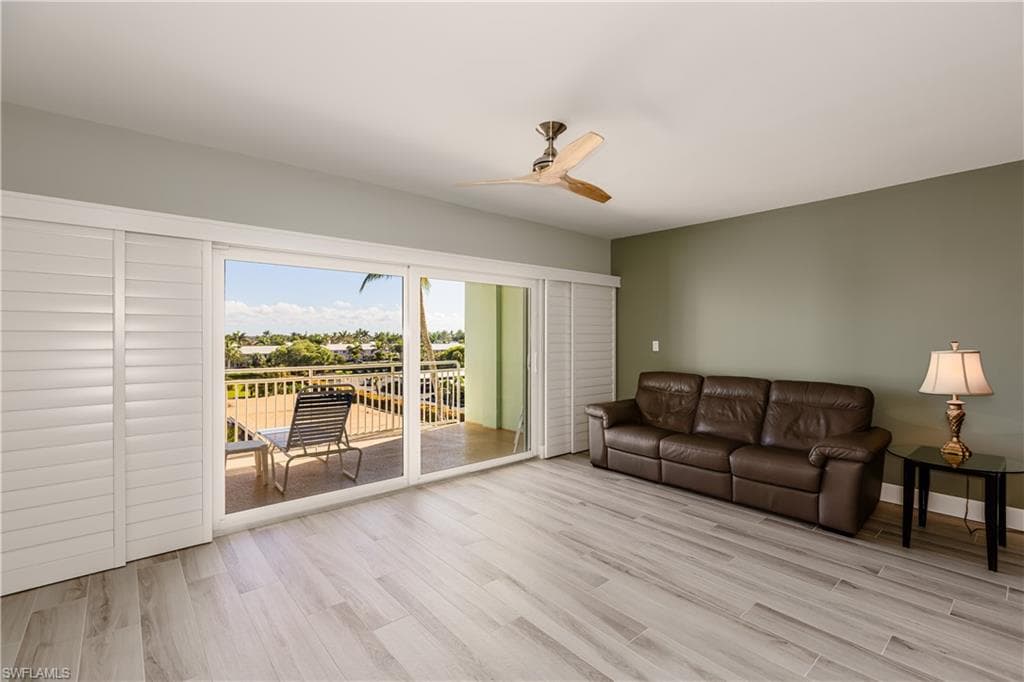 500 Saturn Ct 48, Marco Island, FL 34145-4