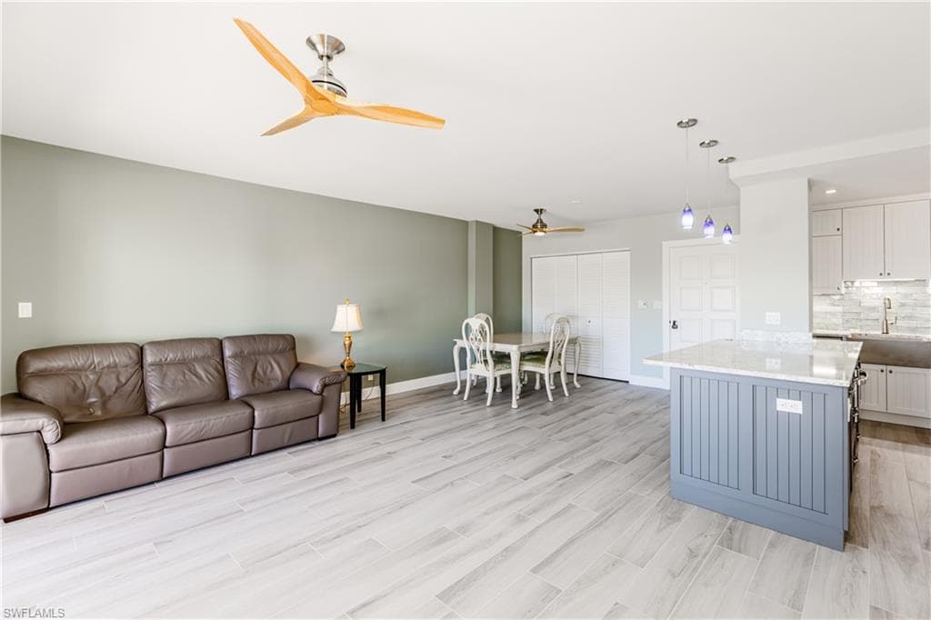 500 Saturn Ct 48, Marco Island, FL 34145-6