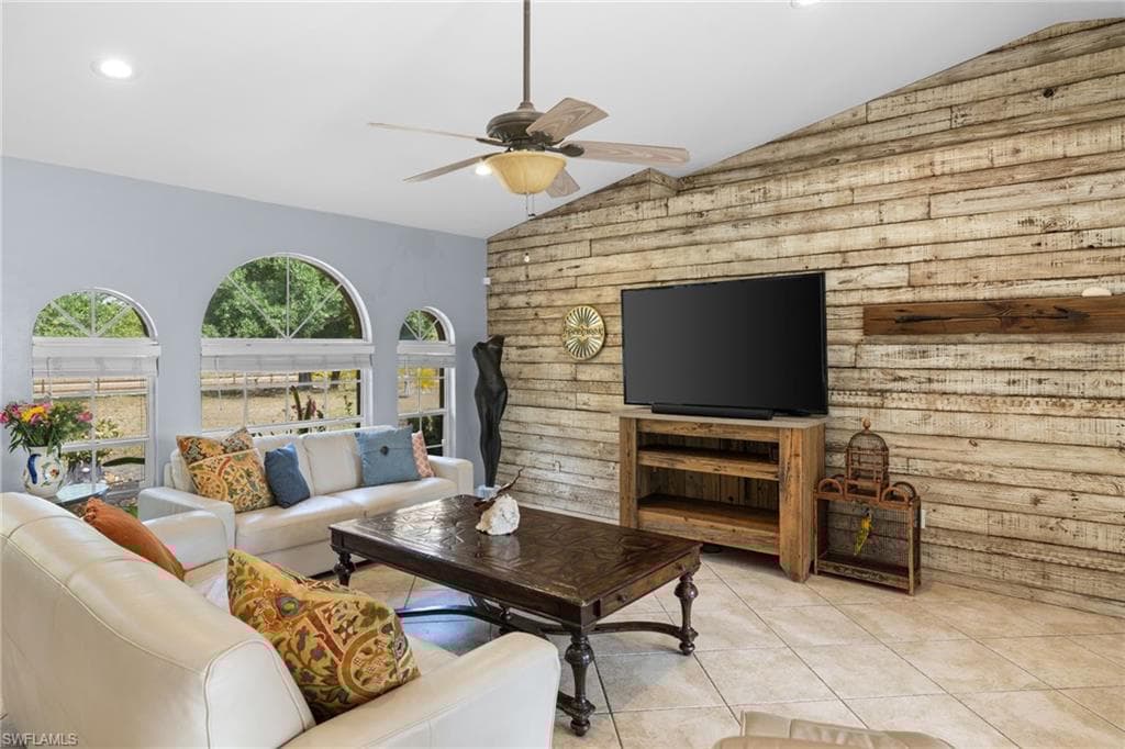 5160 44th St NE, Naples, FL 34120-10