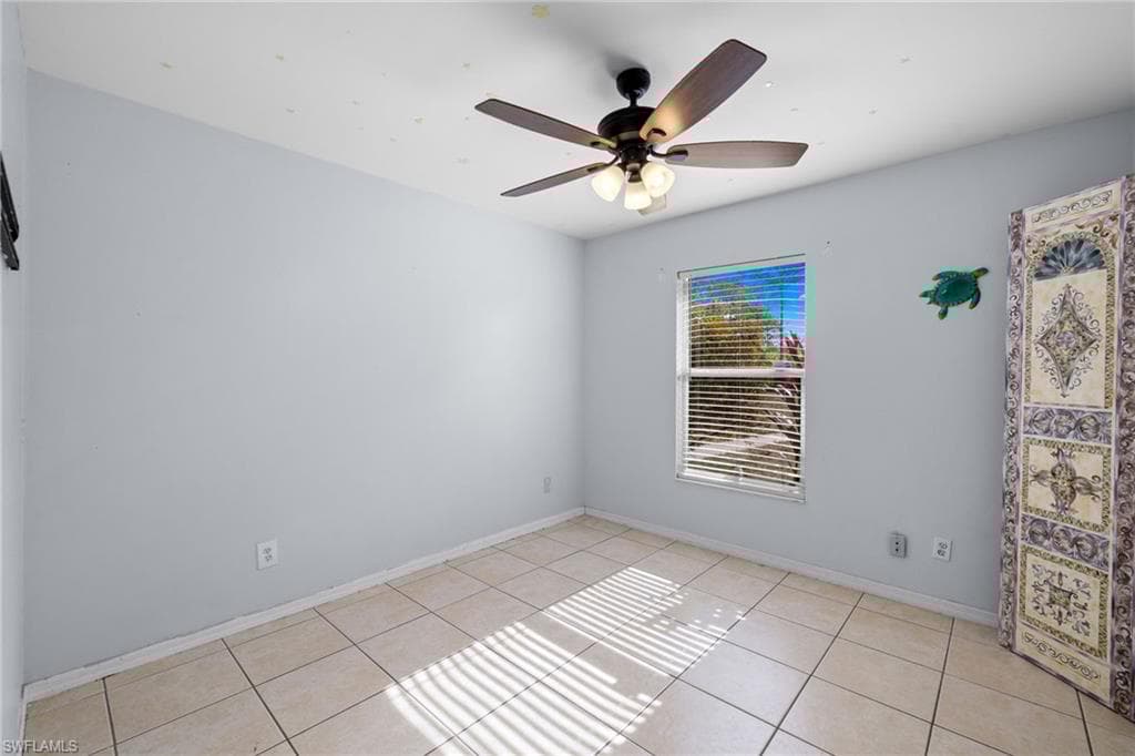 5160 44th St NE, Naples, FL 34120-25