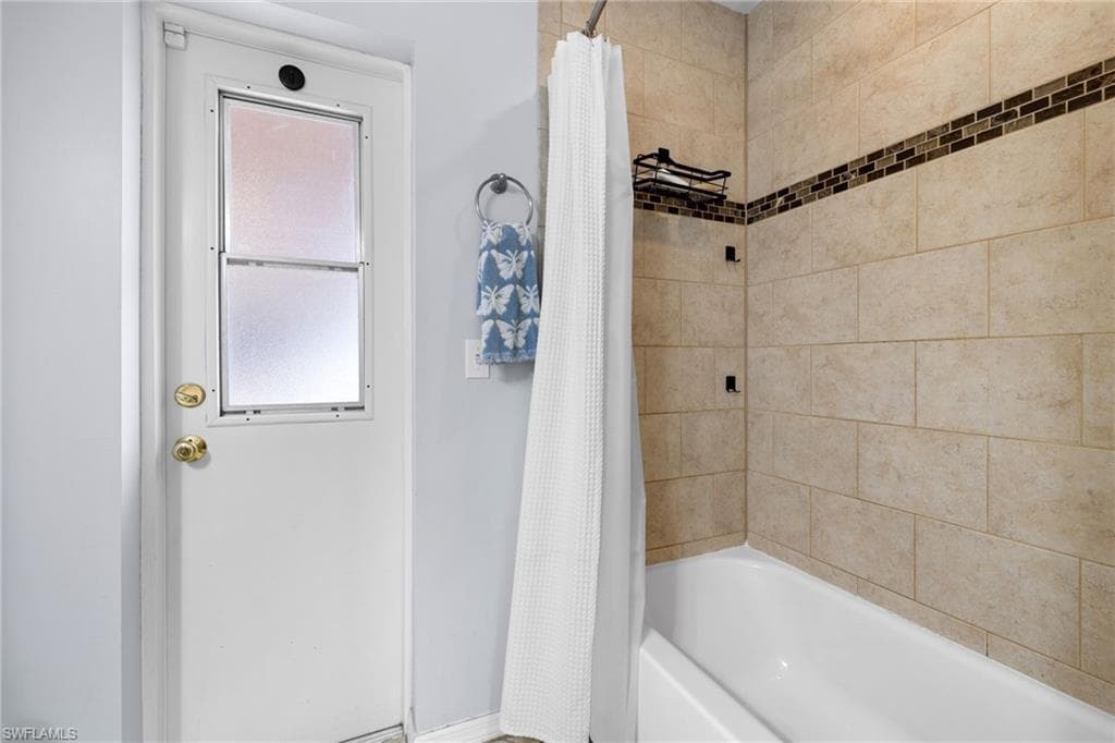 5160 44th St NE, Naples, FL 34120-27