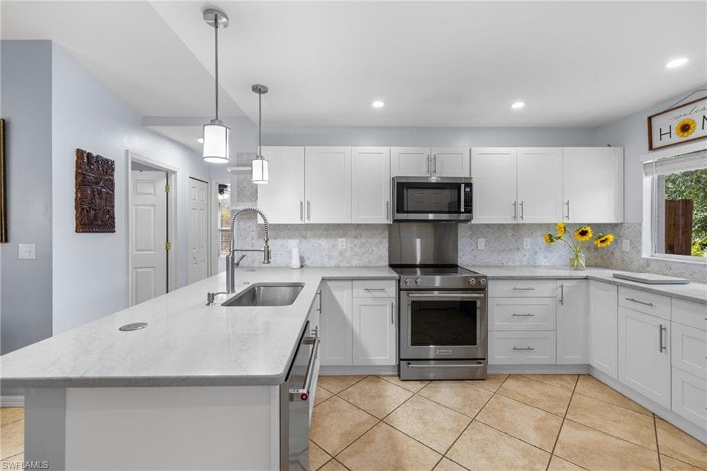 5160 44th St NE, Naples, FL 34120-6