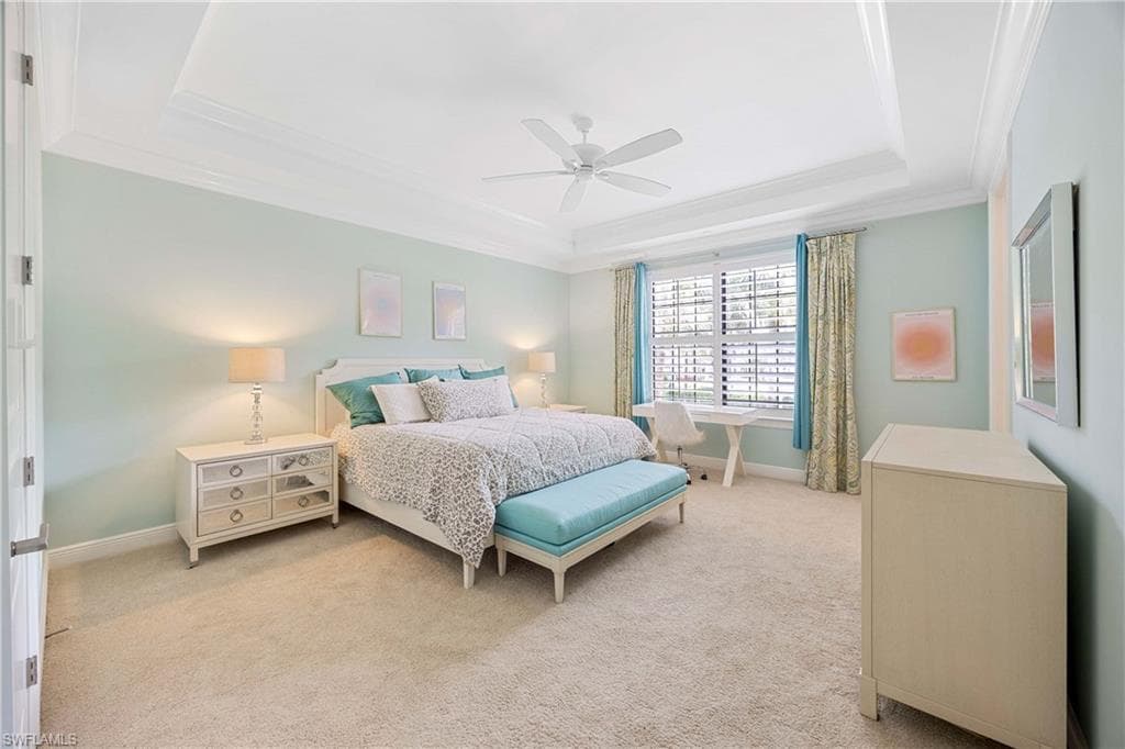 2745 Tiburon Blvd E 102, Naples, FL 34109-22