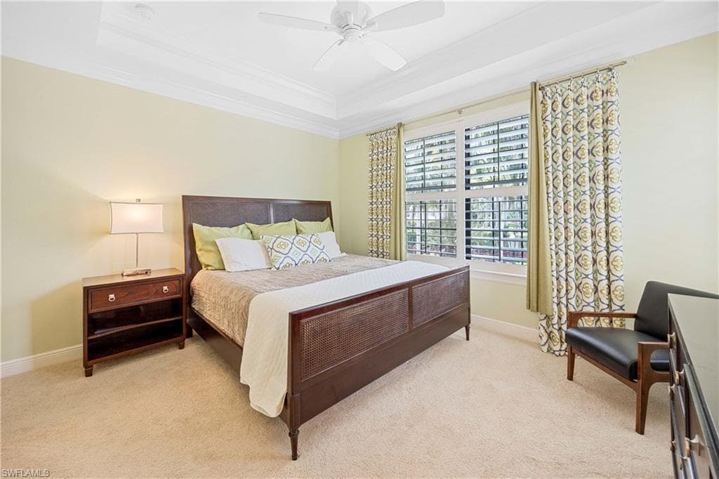 2745 Tiburon Blvd E 102, Naples, FL 34109-26