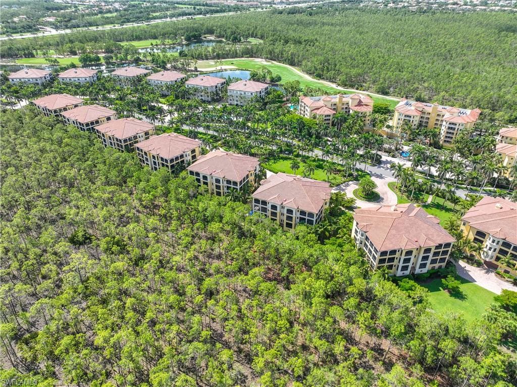 2745 Tiburon Blvd E 102, Naples, FL 34109-39