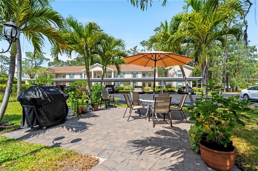 1704 Kings Lake Blvd 105, Naples, FL 34112-21