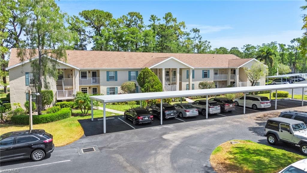 1704 Kings Lake Blvd 105, Naples, FL 34112-3