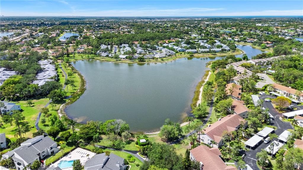 1704 Kings Lake Blvd 105, Naples, FL 34112-5