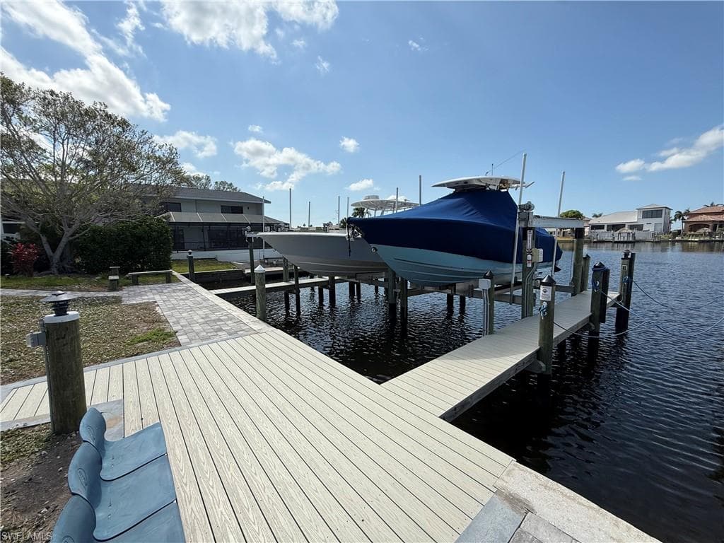 1730 Bikini Ct, Cape Coral, FL 33904-5