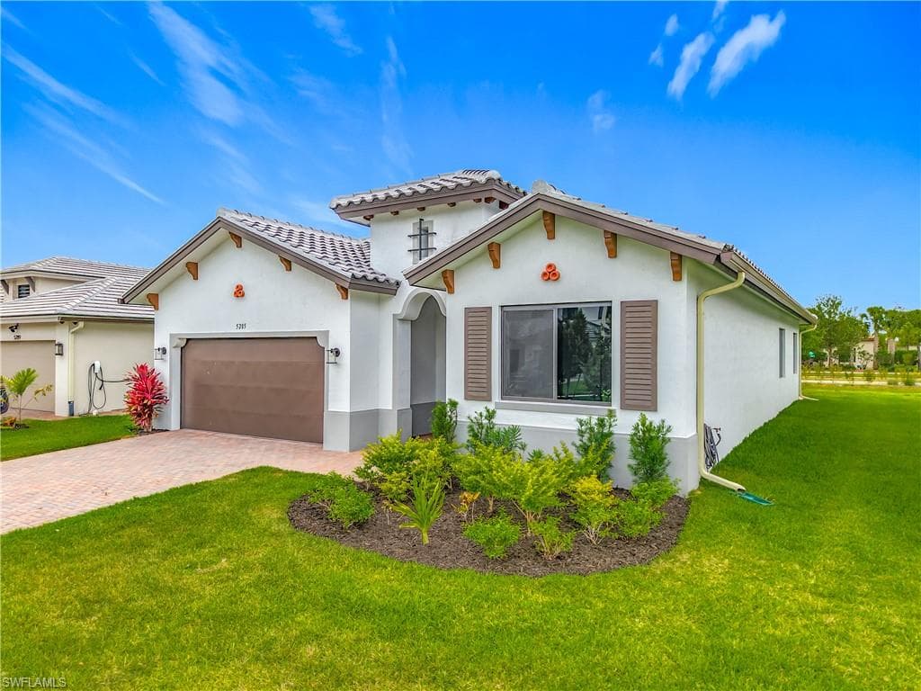 5285 Marano Dr, Ave Maria, FL 34142-3