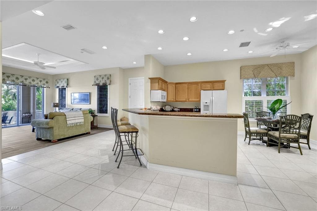 1485 Chesapeake Ave, Naples, FL 34102-9